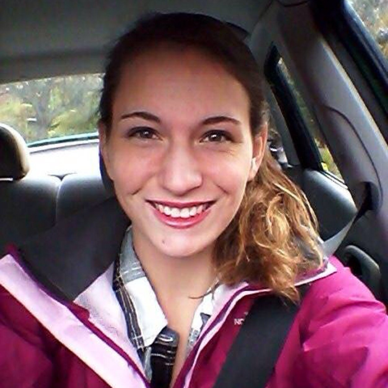 bell13_leah's profile picture. Live. Love. Laugh.