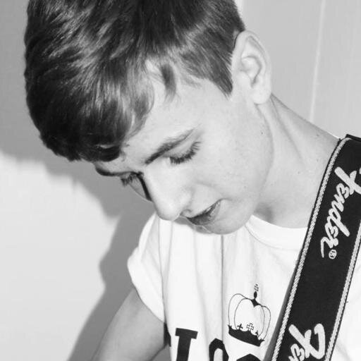 http://t.co/YoplGsuJDr @ajmusic96 Check out some of his music, One of his many fans who appreciates the music he plays and writes. Upcoming blues musician.