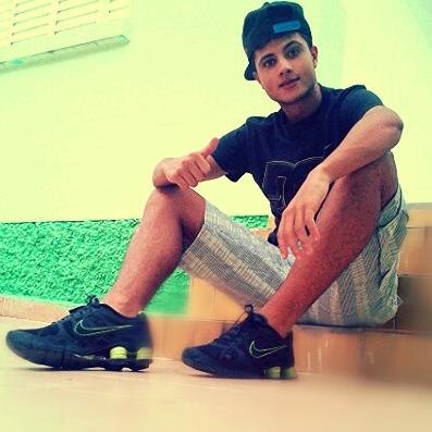 Vilão de uma forma diferente, com palavras profundas, conscientes corroendo sua mente. ㅤㅤ{S.F.C ♥}
