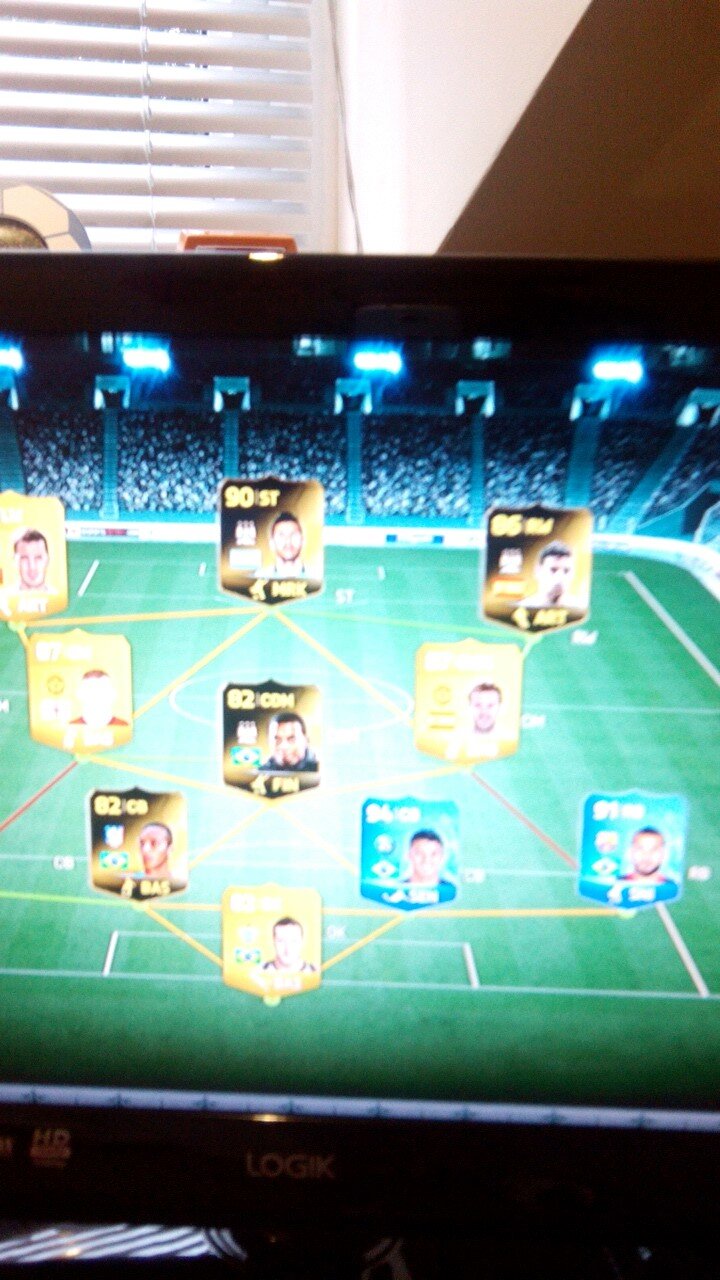 Dm me if you want a wager or maybe a pinkslip (Xbox One only)