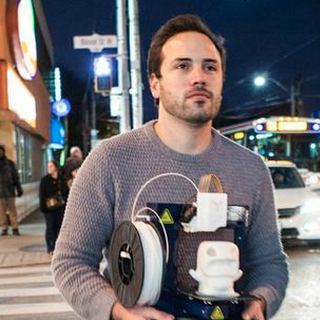 Founder @MAKELAB_ca, Lead @SpaceAppsTO, Partnerships Director @MakerFaire_TO, Runs @Landing_Party, Slave to @smittenkitchen