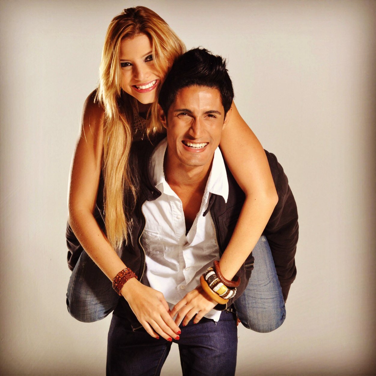 De Lunes a Viernes @madeprieto y @topcesar Te Llevaran a conocer todo lo que #EsIncreible por @TNORadio. 4:00PM Hora Venezuela. Unete!