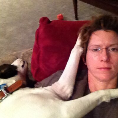 Profile Picture of Vanessa V. Beardsley (@VeeVeeBeardsley) on Twitter