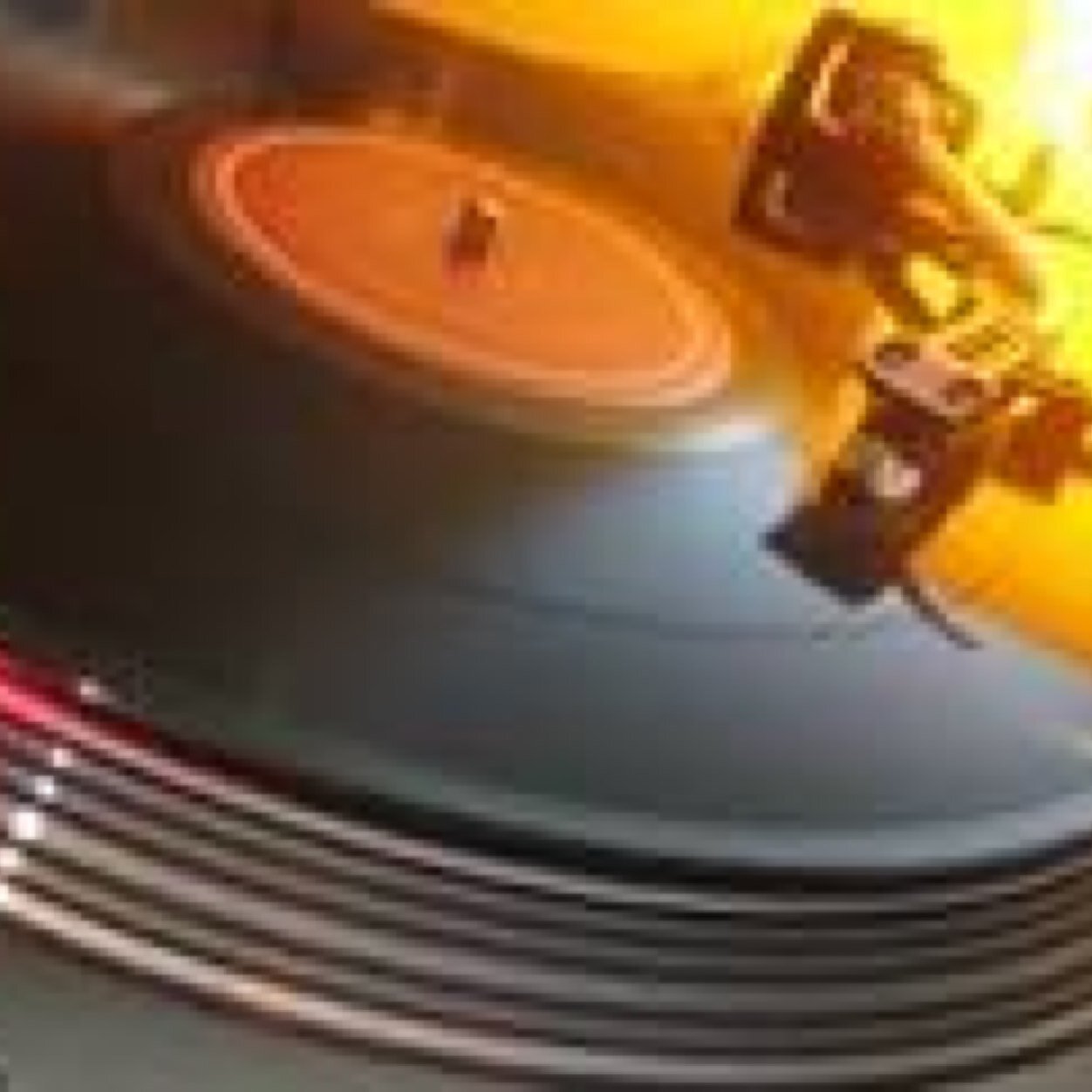 Every Monday we will be spinning some classic Vinyl tunes at Milkie's! We want to provide a relaxed environment for friends and family to have a place to chill!