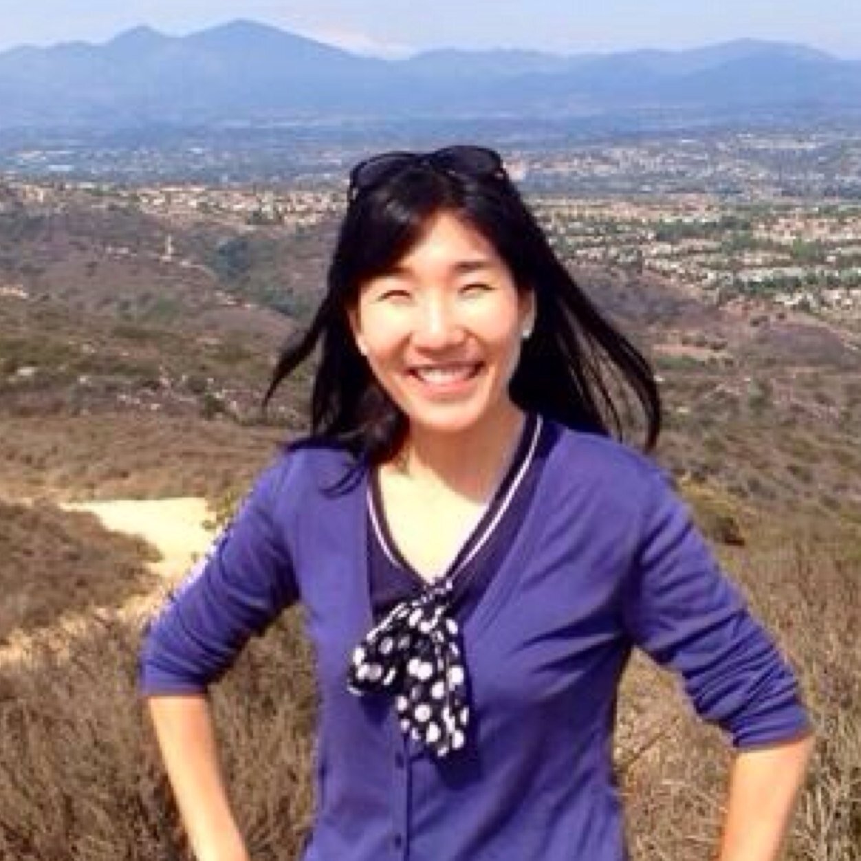 KellyKim_EJ's profile picture. Life is Full of Surprises! / Game Industry/