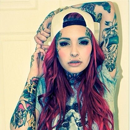 My name is Lux Montgomery. I used to work at a gun shop. I don't get along with people well. I'm 21 and #Single.