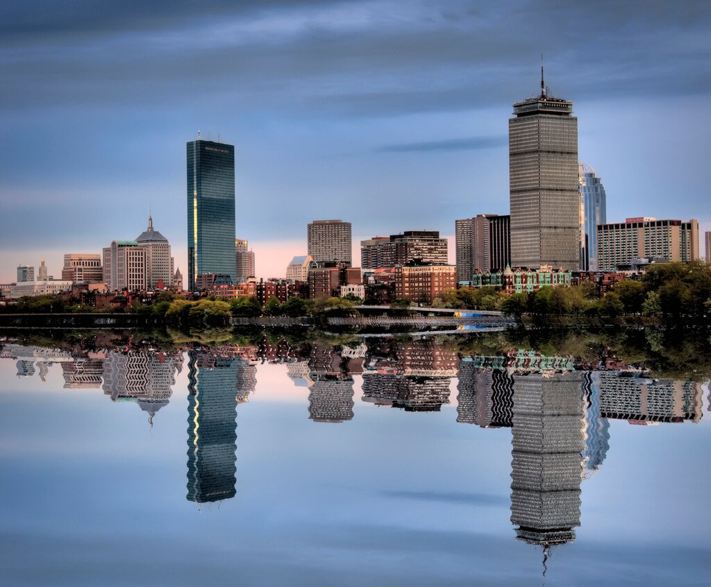 I build, I'm in the city I love, outgoing and love meeting everyone.