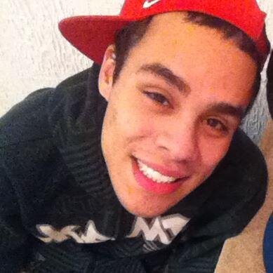 HernandesSB's profile picture. Siga - me os bons !