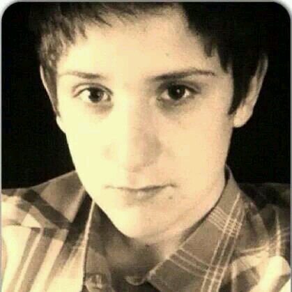 PyseChase's profile picture. only need a light when its burning low only miss a road when your missing home- Passenger. follow me I follow back. Unfollow me i unfollow back