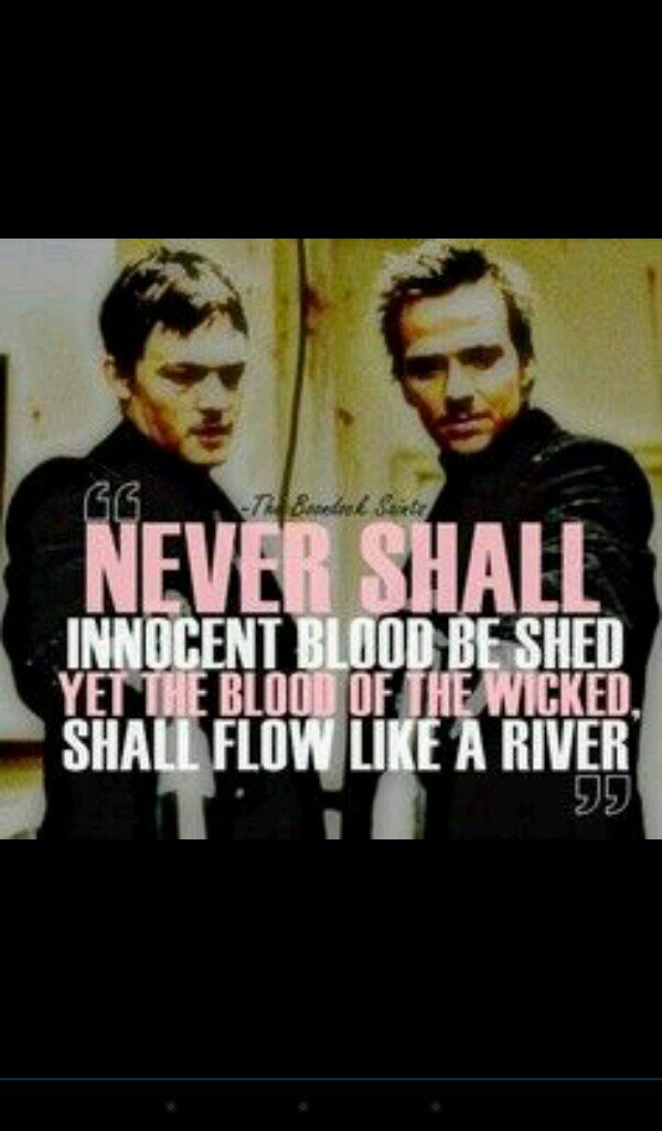 TWD IS BACK ON AT 9! WOOH!