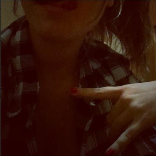 I love fashion! And I follow everyone back :)
