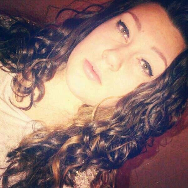 Love my dad in heaven 
 And cant live without my beautifull twinsister sharonnatascha.