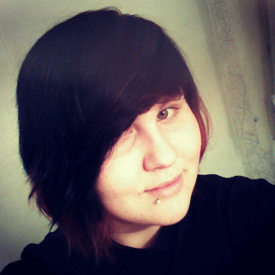 Simply a girl obsessed with the walking dead, youtubers, and amazing bands like Sleeping with Sirens and Pierce the Veil.