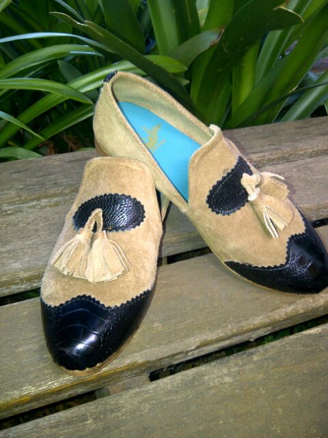 LustNje's profile picture. Lust be original started in 2009 by  Nkoketse Mametse .We make the best shoes,belts,bag and clothing. For more info call Nkoketse Mametse on 082 674 8816.