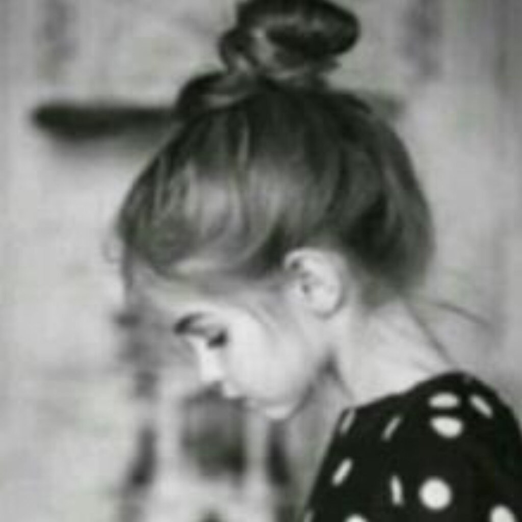 ​ﻛُﻦ ﺭَﺍﻗِﻴﺎً ؛ ﺑَﻔﻜﺮﻙْ ؛ ﺏَ ﻛﺘَﺎﺑَﺎﺗﻚَ ؛ ﺏَ ﺃﻓﻌَﺎﻟﻚْ ؛ ﺃﺧَﻶ‌ﻗﻚْ ؛ ﺳَﺘﺠَﺬﺏّ ﺇﻟِﻴﻚَ ﻗُﻠُﻮﺏّ ﺍﻟﻨَﺎﺱْ ؛ ﻭﺇﻥْ ﻛَﺎﻧُﻮﺁ ﻵ‌ ﻳَﻌﺮﻓُﻮﻥْ ﻋَﻨﻚَ ﺷﻴﺌﺎً