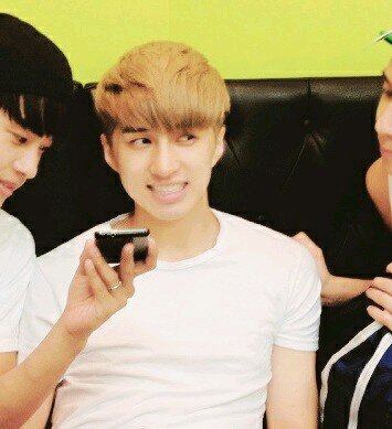 VIXX's mainvocal is in the house yooo. chopper addict. loves drawing & beatboxing. 92lines. AB. 0406. O o ottokaji {V} @code_rp
