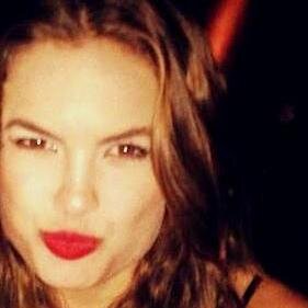 FC Dedicado a @Lua_blanco Ser fã de verdade é muito mais do que isso,
Ser fã é rir e chorar,é apoiar e lutar. Agradeço a Deus por te te abraçado LUA 13/10
