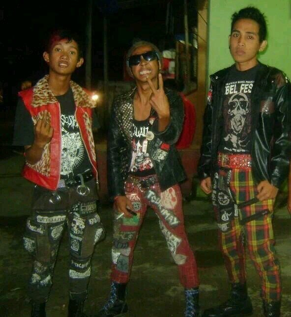 | ★★| KAMI INI HIDUP KAMI INI PUNYA PERASAAN★★follow @terlanjurjomblo★★