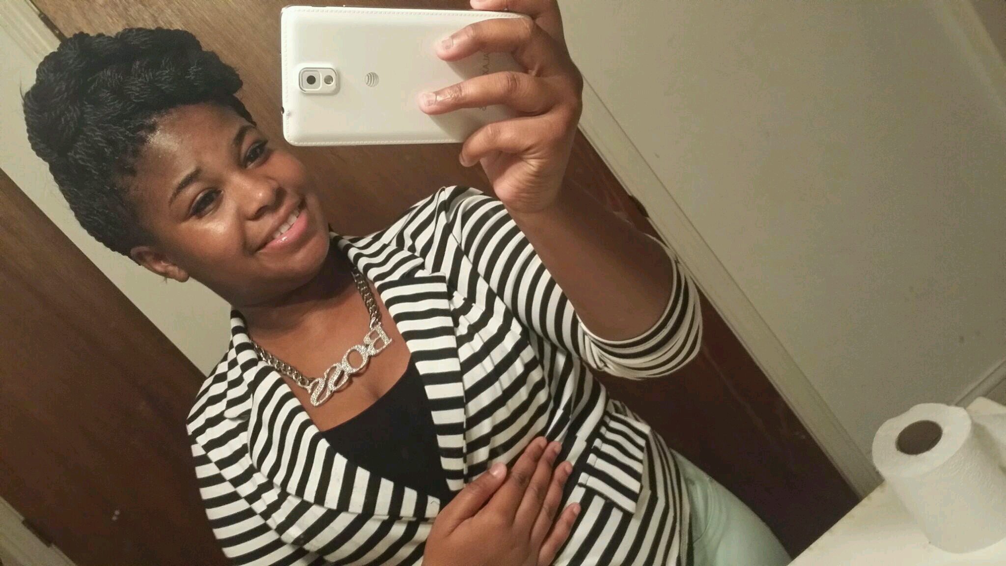 Fuck A Bio ; Dont Twatch Me , Follow Me ! LovinggMySon ! Fuck wid my ue knw i got it !! #Boss