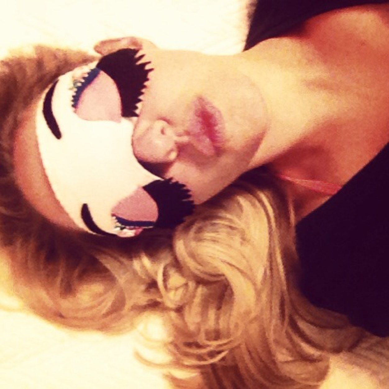 #xo she/her