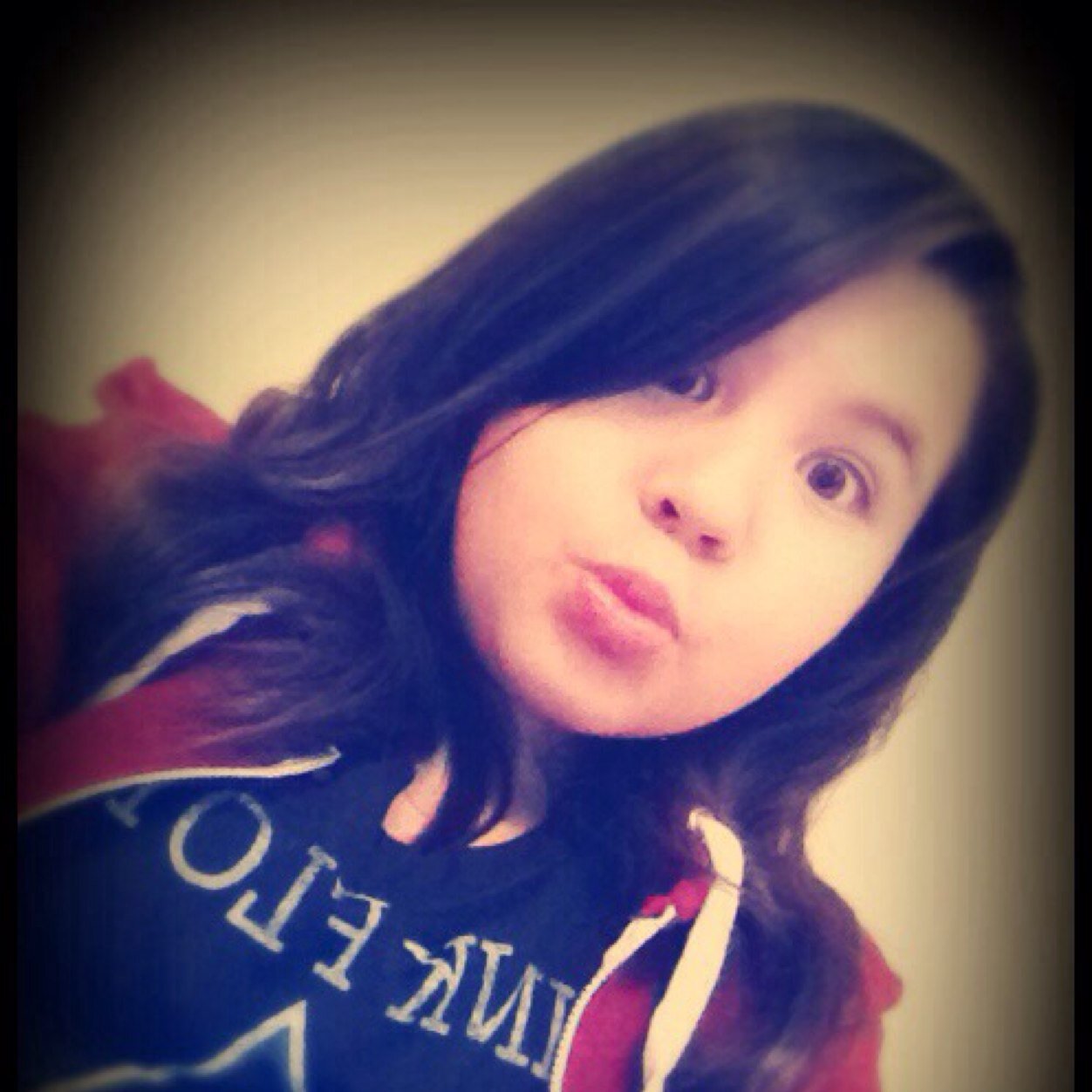 ~Follow Me~ -12YearsAlive- ~Dont call a girl obsessed,whe she is in love~ diectioner love ~Diamonds and thing's ~ c: