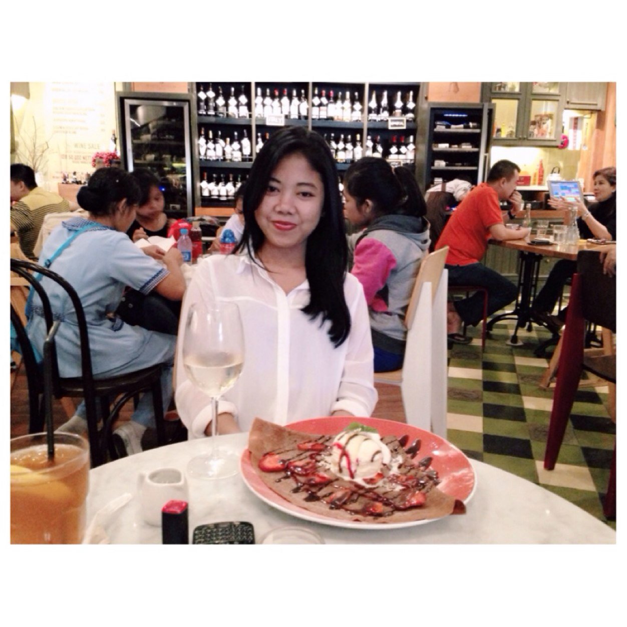 AdhaNabila's profile picture. 