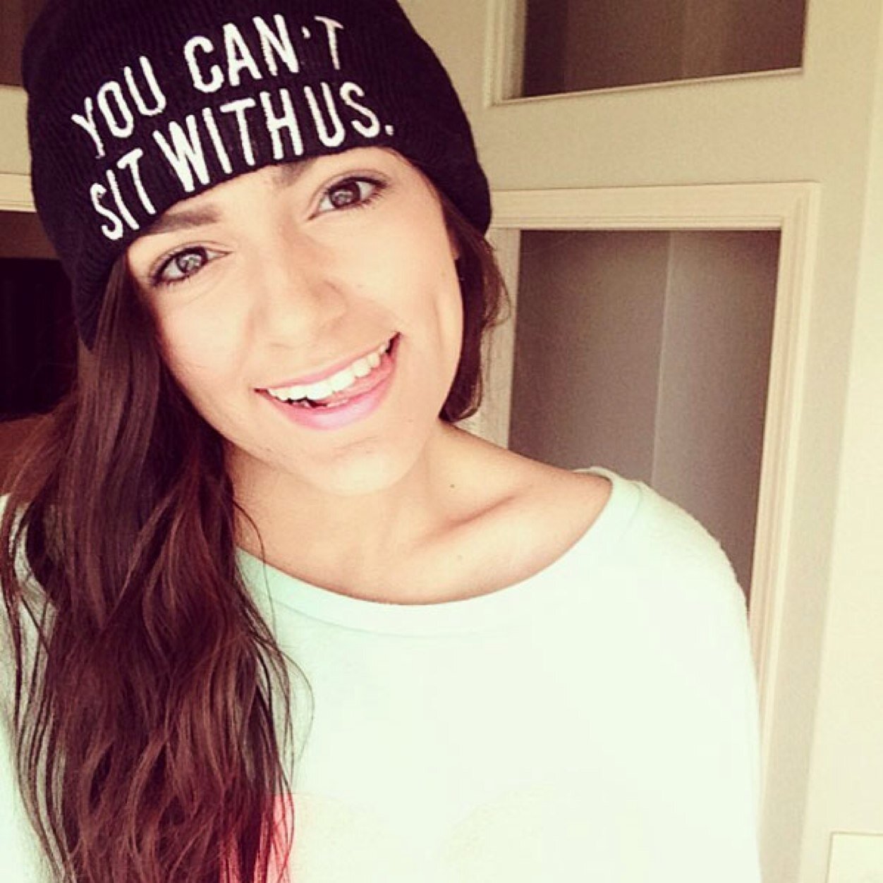 Hi im Kimberly and i love Bethany so very much! She is my role model and she is a beauty  so yeah follow ;)