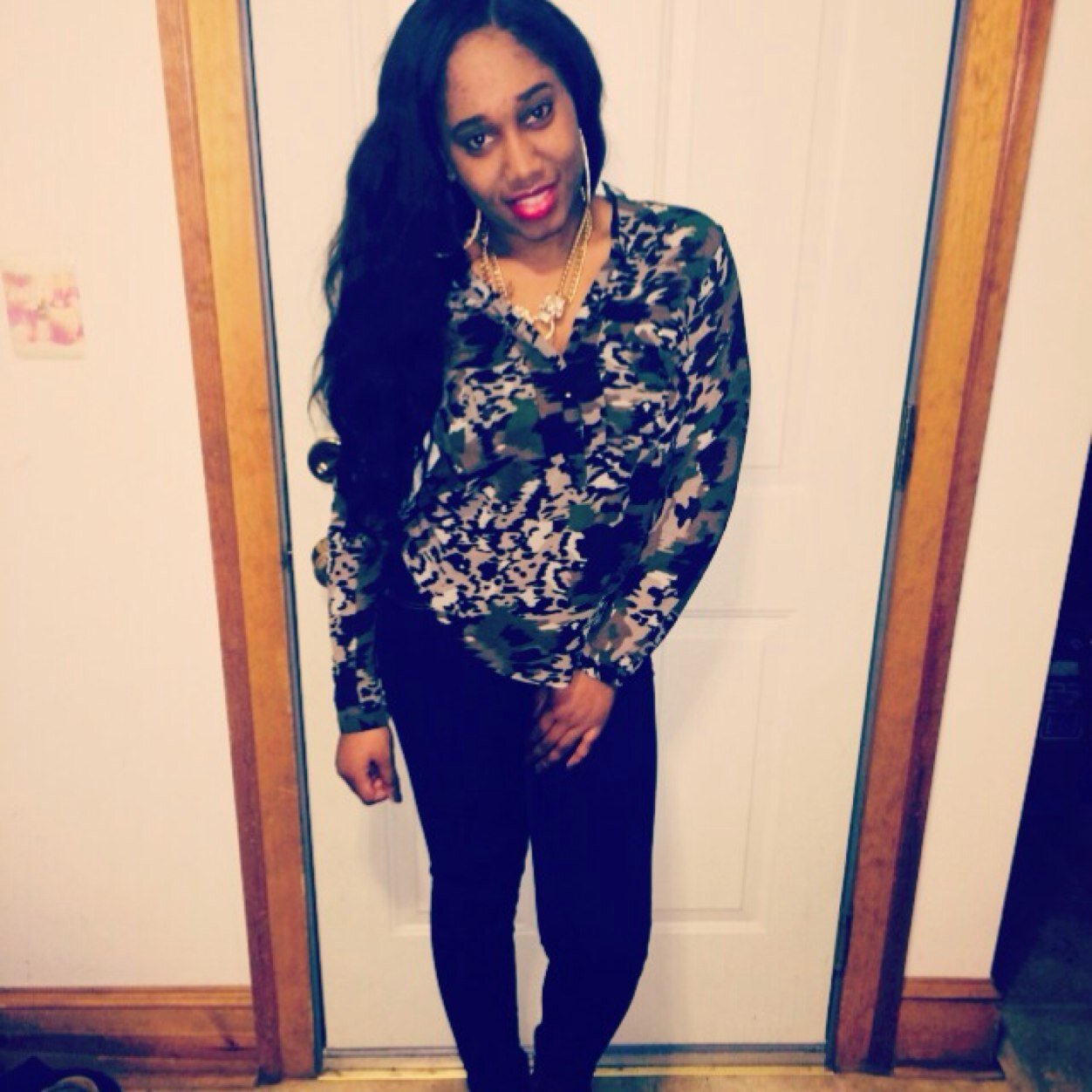 FOLLOW ME  ME IN IG-- ABBY_BROWNSKIN
#TEAMFOLLOWBACK #TEAMIPHONE #TEAMBROWNSKIN #TEAMSCORPIO #TEAMJAMAICA #TEAM IDGAF. ❤. ♏.