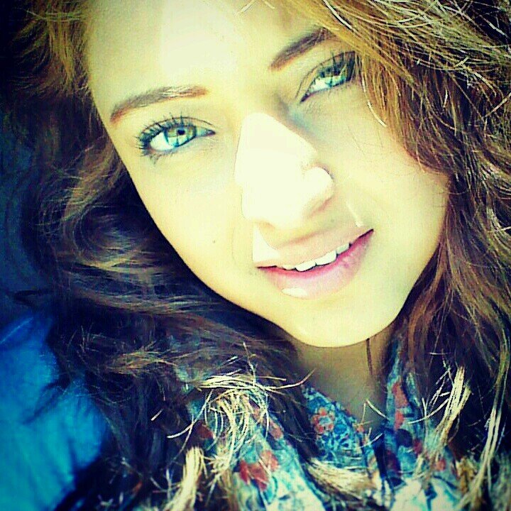 DamaShz's profile picture. Amor es enamorarse de la misma persona todos los dias 3