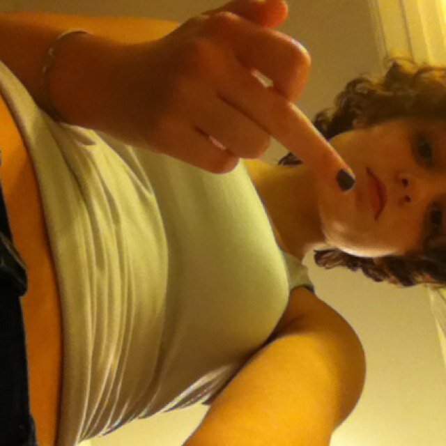 Quel;*