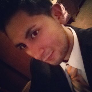 AngelAnuar's profile picture. Vagabundo de la vida, amante de la música y de la buena comida, vloggero casero y en mis tiempos libres juego a ser abogado