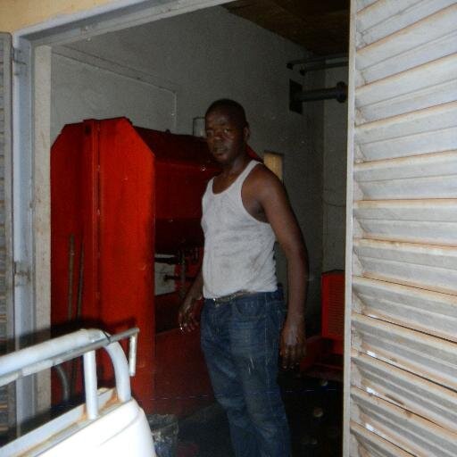 FloEbia's profile picture. 