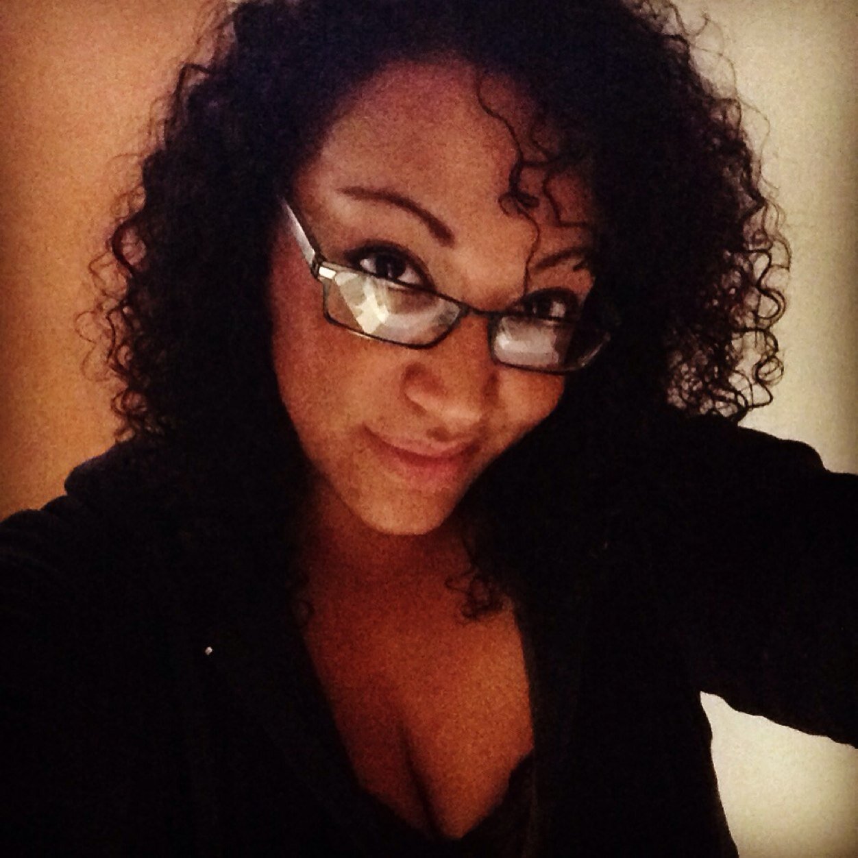 I go by Lele Bee!  IG @shesthickerthansnickers