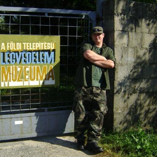 Si vis pacem, para bellum.
