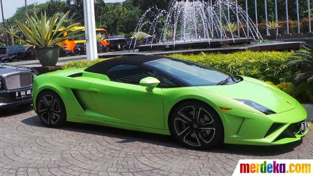 rslis20's profile picture. 