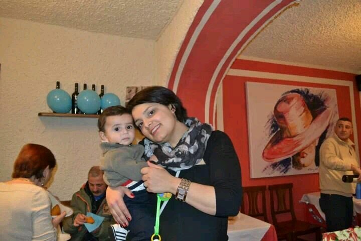 cosimacutrupia's profile picture. ...tutto ha un prezzo ma nulla vale quanto un tuo bacio! :-*