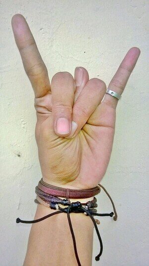 riones37's profile picture. 