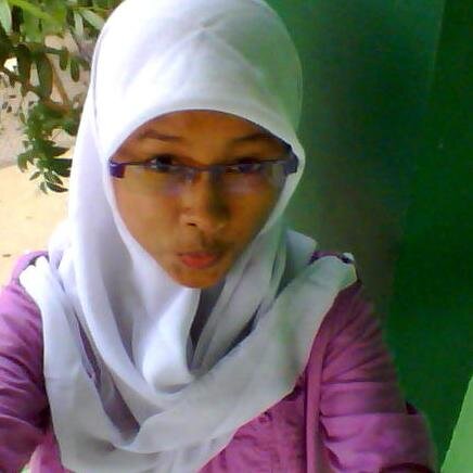 NabilaElttwins's profile picture. When someone left you, do not cry because that is the message that you're going to get a better one.سَقَيْتِ الْحُبَّ فِى قَلْبِي بِحُسْنِ الْفَعْلِ وَالسَّمْتِ