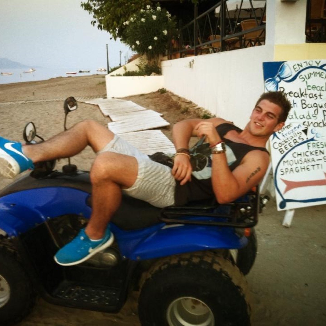 Danjgalbraith's profile picture. | insta: danjamesgalbraith |