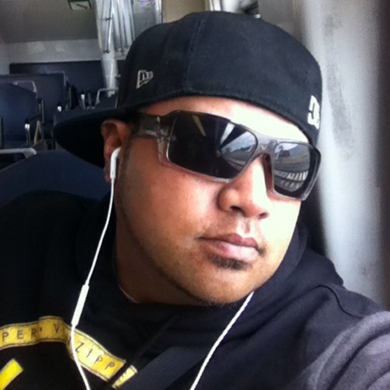 KavikaSanchez's profile picture. 