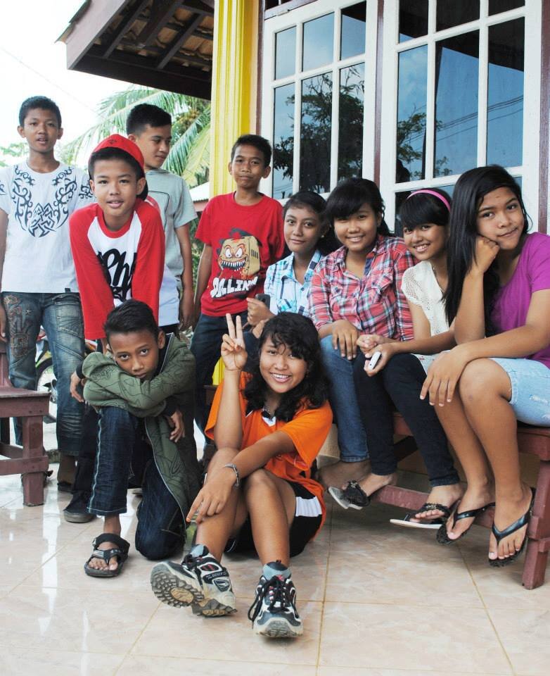 Valentine sbntar lagi tpi blom ketemu pasangan yang pas -_-