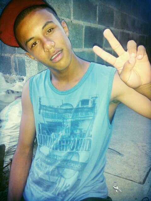 Tanto Faz...