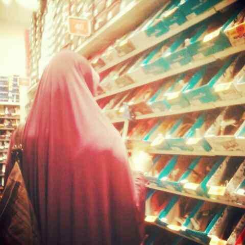 Trust اللّهُ & Muhammad SAW |Al-Qur'an & As-Sunnah | Adore Khadijah & Fatimah |wife of @pangnanggro |♥ Mama Papa|Alhamdulillah for everything..ˆ⌣ˆ