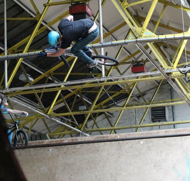 AdamHoltBMX's profile picture. 