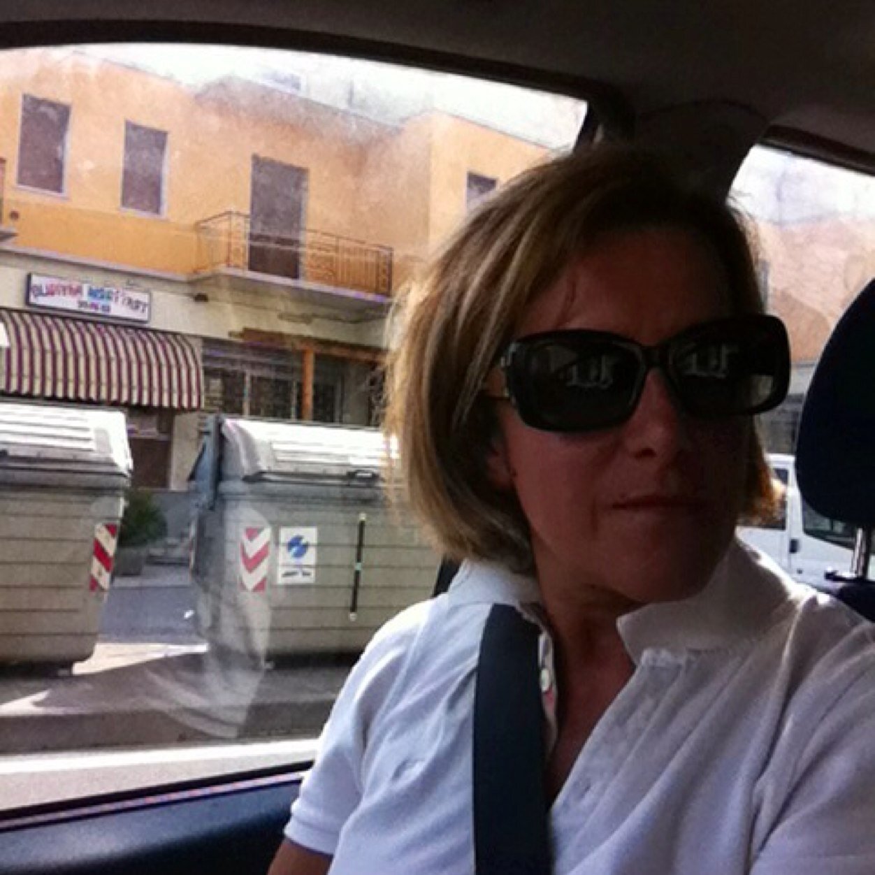 simbosss's profile picture. 