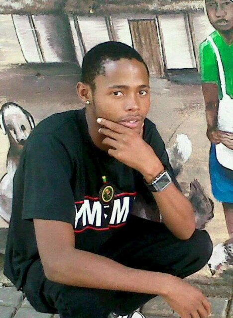 (Murena vha mukona zwothe ) I'm a hormones person .a man of dreams .a spice of life. #facebookNoldAnoldMphuma 
.  .
 Email:anoldmphuma@gmail.com