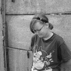 Vampette /5sosFam/Janoskator  / 13 / Poznań / Poland / please follow me and follow back :)