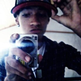 Still iStANd || kNOCk ME dOWN || HERE iAM || SOO Sill iStANd} ! OllOW ME :) || ilOVE JiNSU.