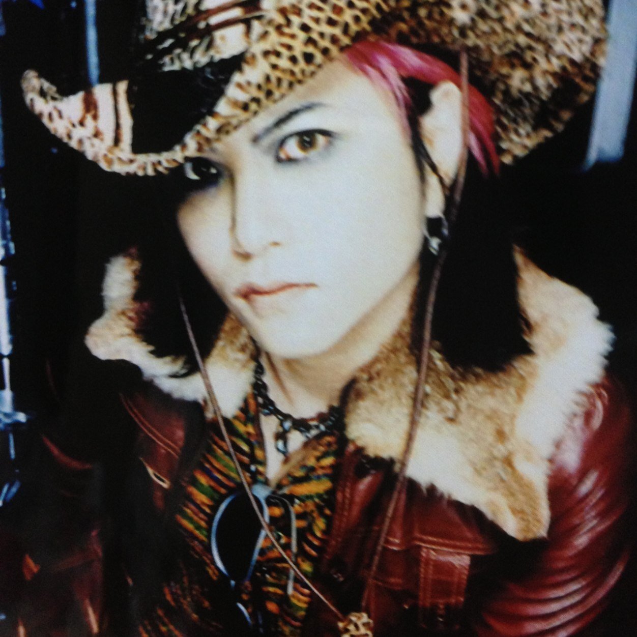 音楽好きです♪MADONNA hideちゃん LUNA SEA SLAVEです SUGIZO 安室奈美恵 ライムスター 華原朋美 少女時代 アニメーションダンス好きです。くだらない！馬鹿らしい！そう言う態度をもしとったら負けたくはない！ DJmipoですよろしくお願いします☆*:.｡. o(≧▽≦)o .｡.:*☆