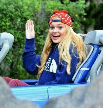 #single ,@DylanRSynder follow me♥ 1/15/2014 fav me 1/22/2014..Hi,I'm a huge fan of @kelliberglund and @oliviaholt #perfect #Kellivia